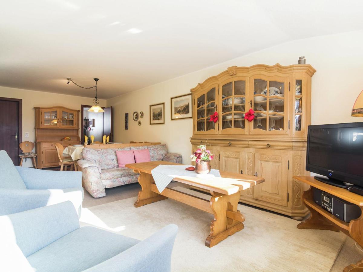 Quaint Apartment With Sauna In Riezlern Exteriör bild