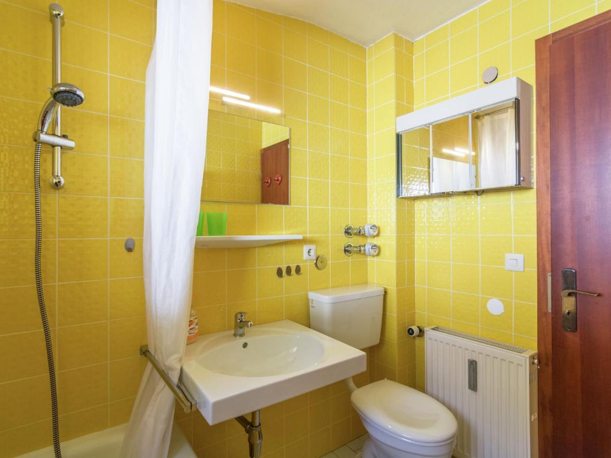 Quaint Apartment With Sauna In Riezlern Exteriör bild